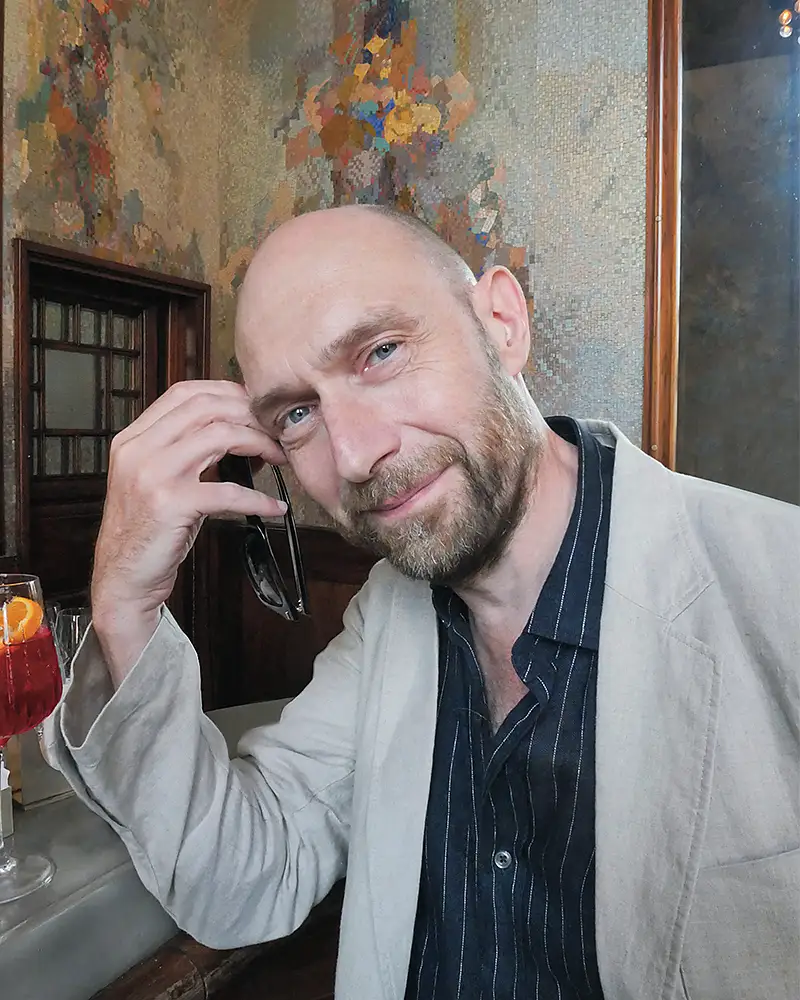 Eric Pfeil: Hotel Celentano